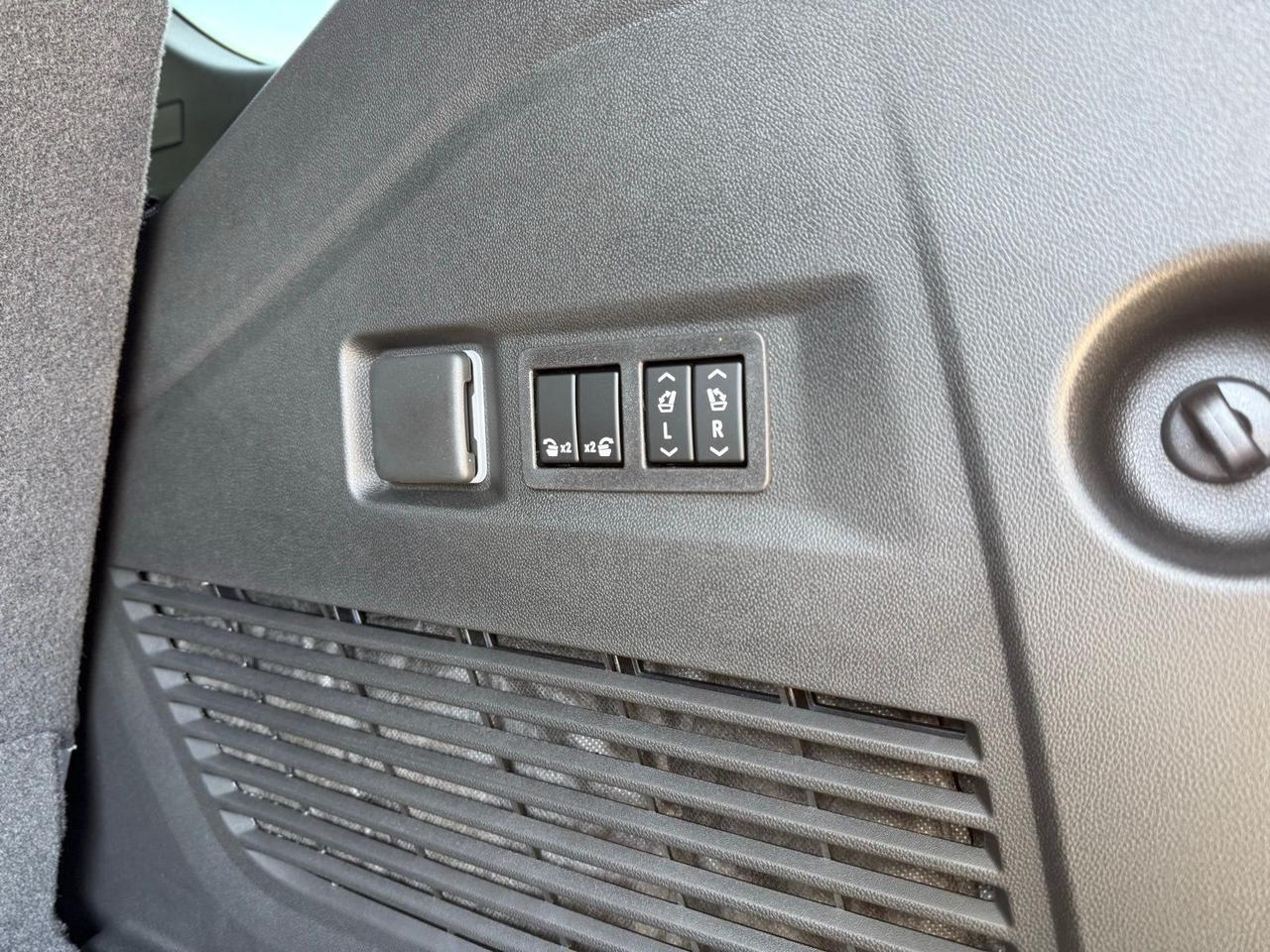 2026 Chevrolet Tahoe LT Crestwood KY