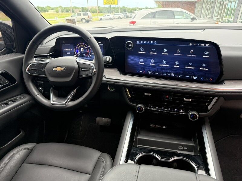 2026 Chevrolet Tahoe Midnight 4x4 LT Collinsville OK