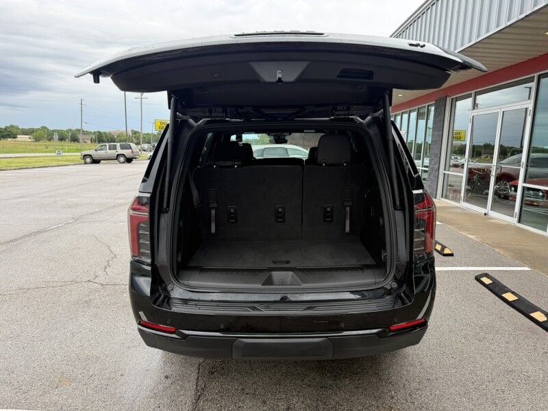 2026 Chevrolet Tahoe Midnight 4x4 LT Collinsville OK