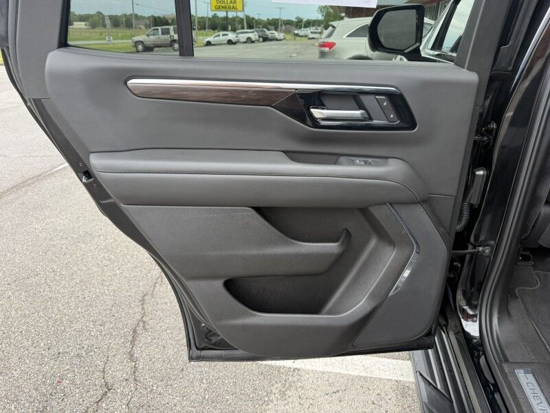 2026 Chevrolet Tahoe Midnight 4x4 LT Collinsville OK