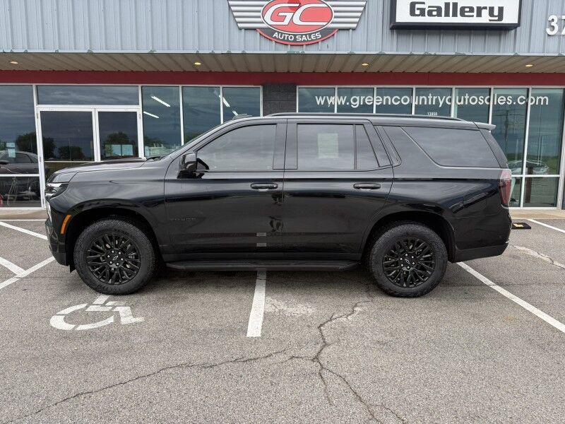 2026 Chevrolet Tahoe Midnight 4x4 LT Collinsville OK