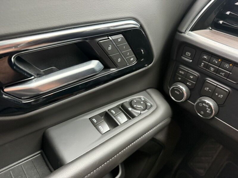 2026 Chevrolet Tahoe Midnight 4x4 LT Collinsville OK