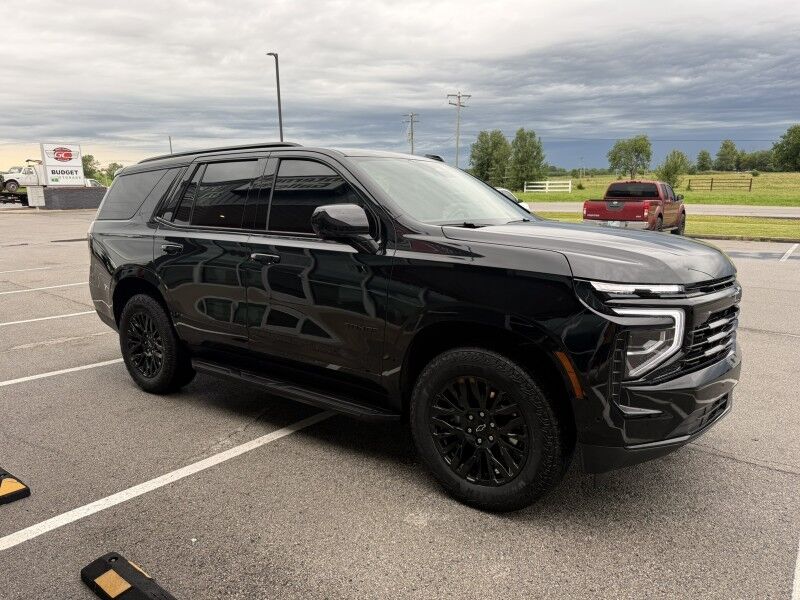 2026 Chevrolet Tahoe Midnight 4x4 LT Collinsville OK