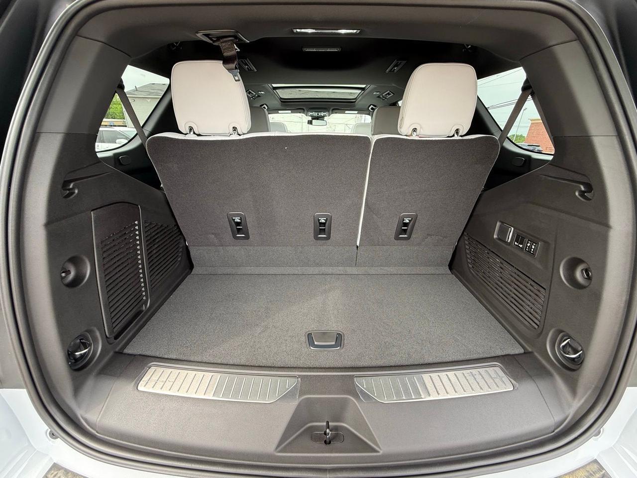 2026 Chevrolet Tahoe Premier Crestwood KY