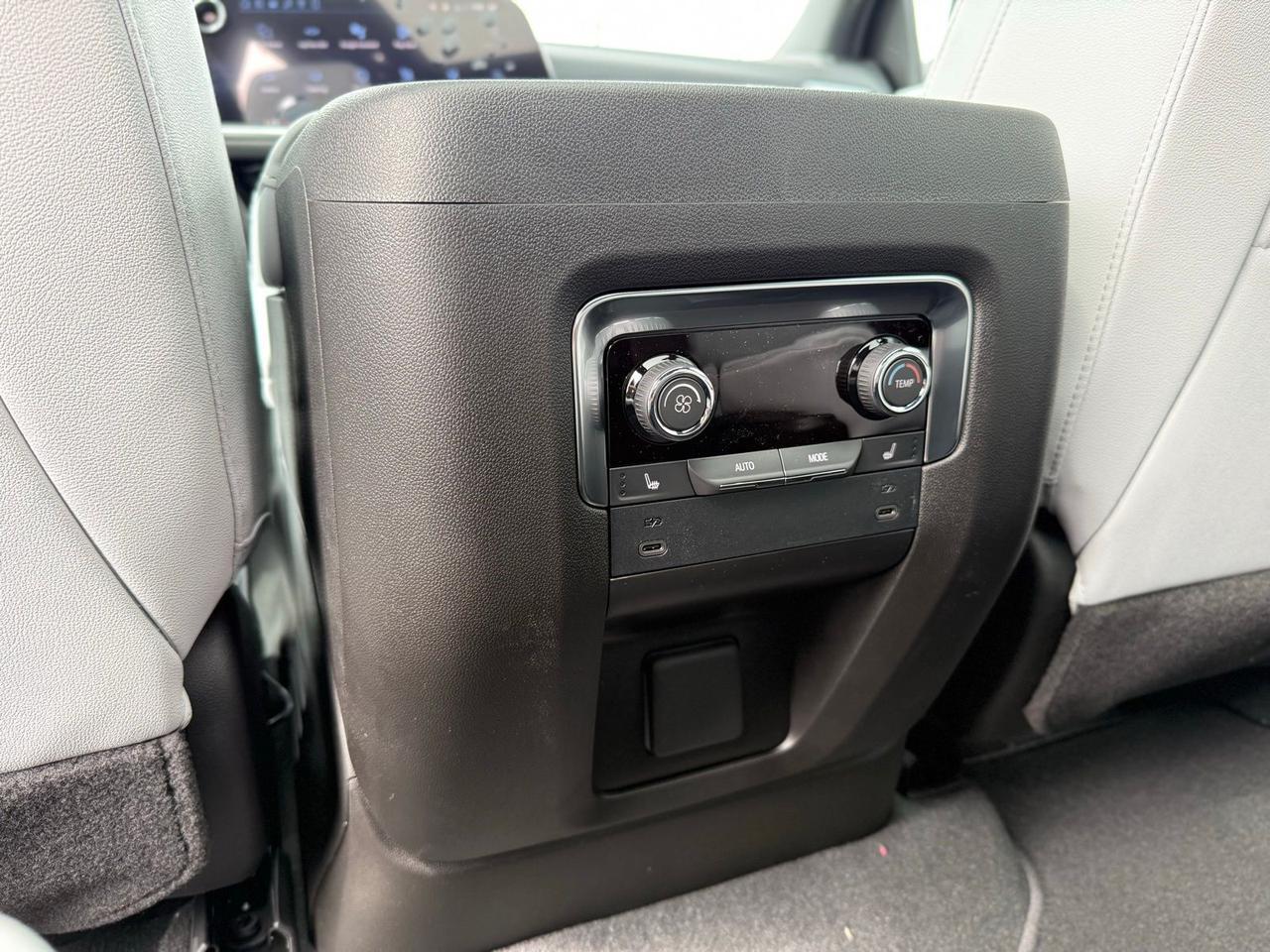 2026 Chevrolet Tahoe Premier Crestwood KY