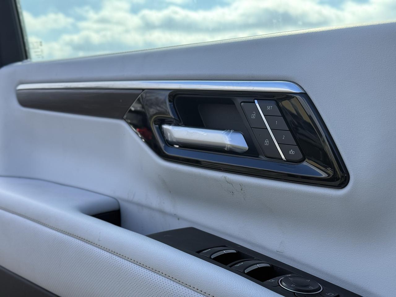 2026 Chevrolet Tahoe Premier Crestwood KY