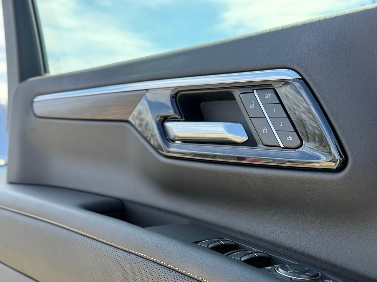 2026 Chevrolet Tahoe Premier Crestwood KY