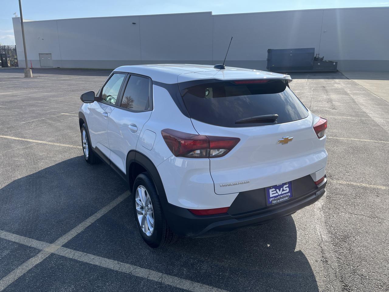 2026 Chevrolet Trailblazer LS FWD ConveniencePkg w/RemoteStart RearTintedGlass Saukville WI