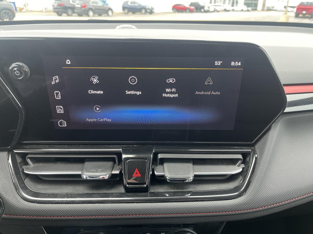 2026 Chevrolet Trailblazer RS AWD Convenience DrvrConf Winter/SummerMatPkgs w/Sunroof Hands-FreePwrLftgt HtdSeats HtdStrngWhl Saukville WI