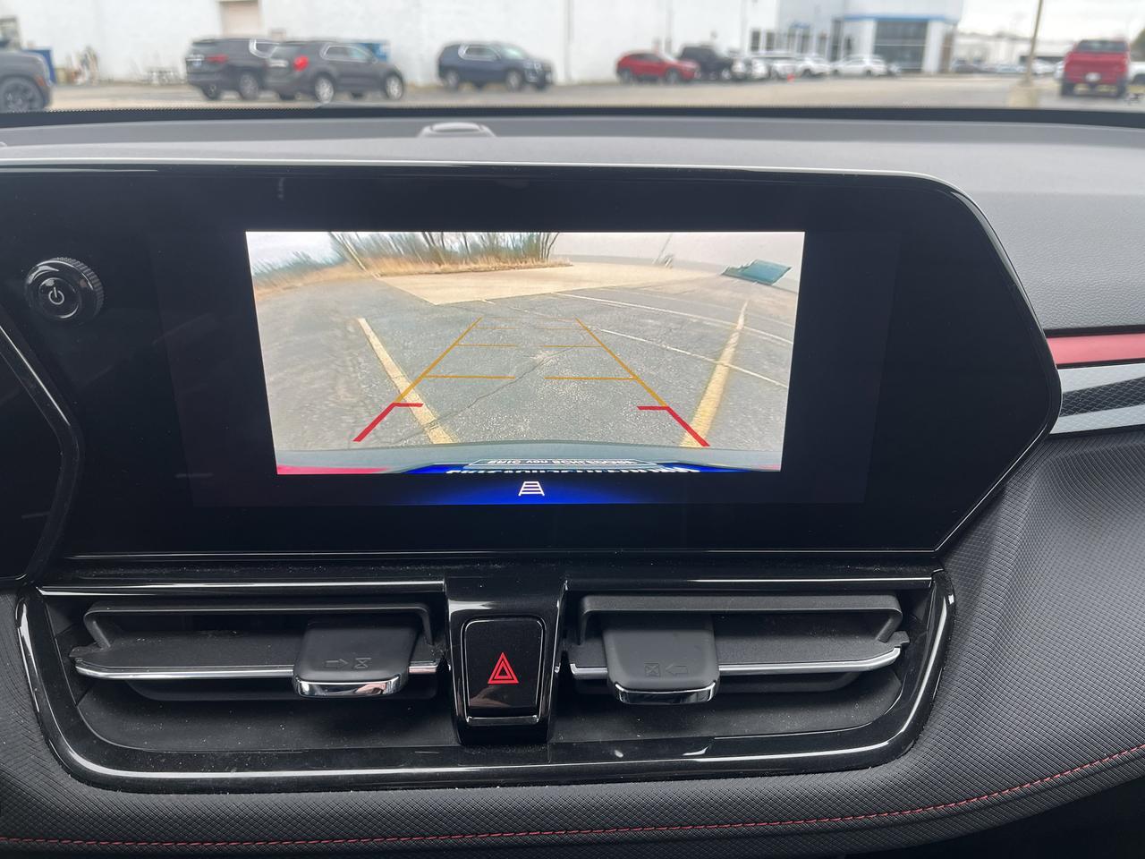 2026 Chevrolet Trailblazer RS AWD Convenience DrvrConf Winter/SummerMatPkgs w/Sunroof Hands-FreePwrLftgt HtdSeats HtdStrngWhl Saukville WI