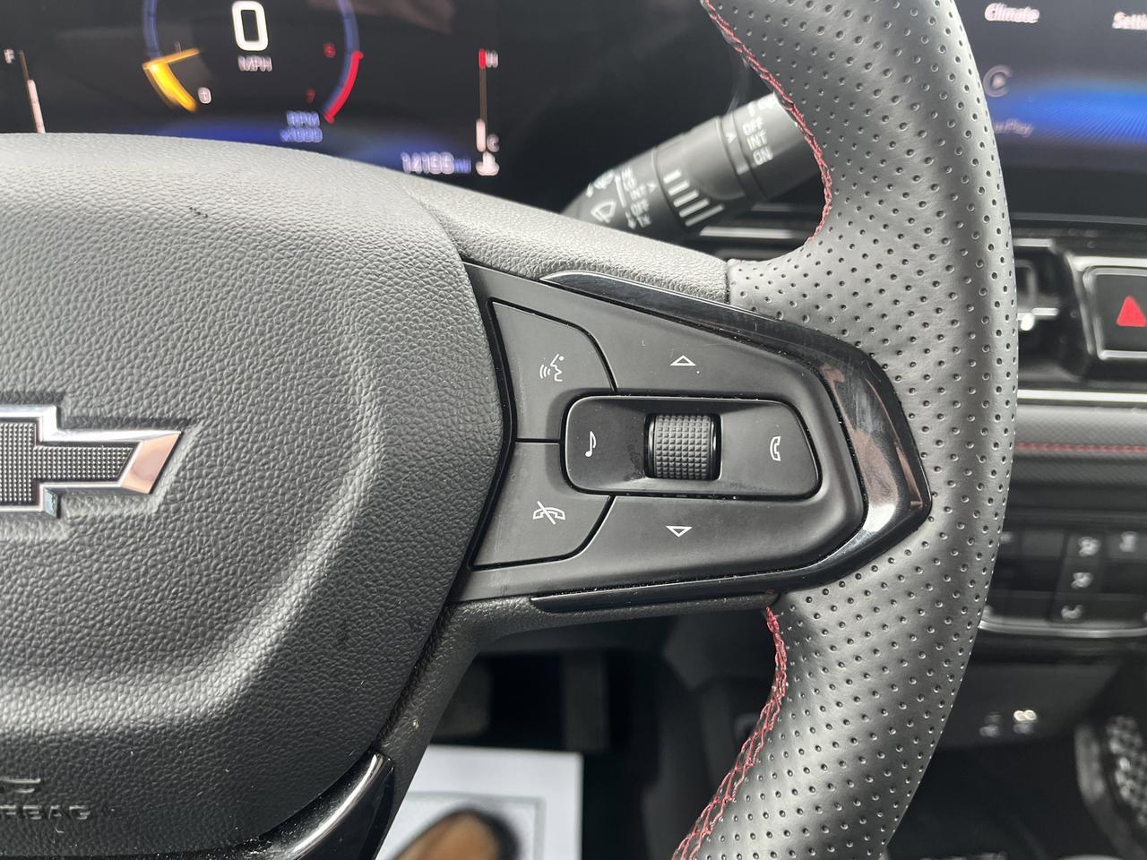 2026 Chevrolet Trailblazer RS AWD Convenience DrvrConf Winter/SummerMatPkgs w/Sunroof Hands-FreePwrLftgt HtdSeats HtdStrngWhl Saukville WI