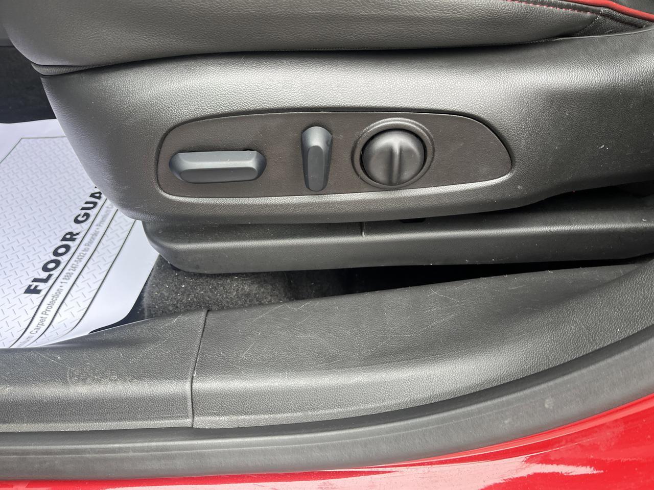 2026 Chevrolet Trailblazer RS AWD Convenience DrvrConf Winter/SummerMatPkgs w/Sunroof Hands-FreePwrLftgt HtdSeats HtdStrngWhl Saukville WI