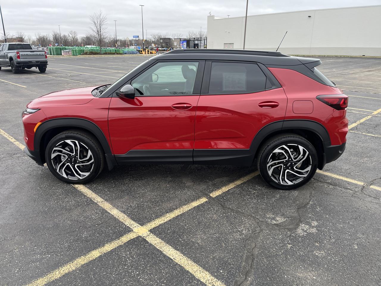 2026 Chevrolet Trailblazer RS AWD Convenience DrvrConf Winter/SummerMatPkgs w/Sunroof Hands-FreePwrLftgt HtdSeats HtdStrngWhl
