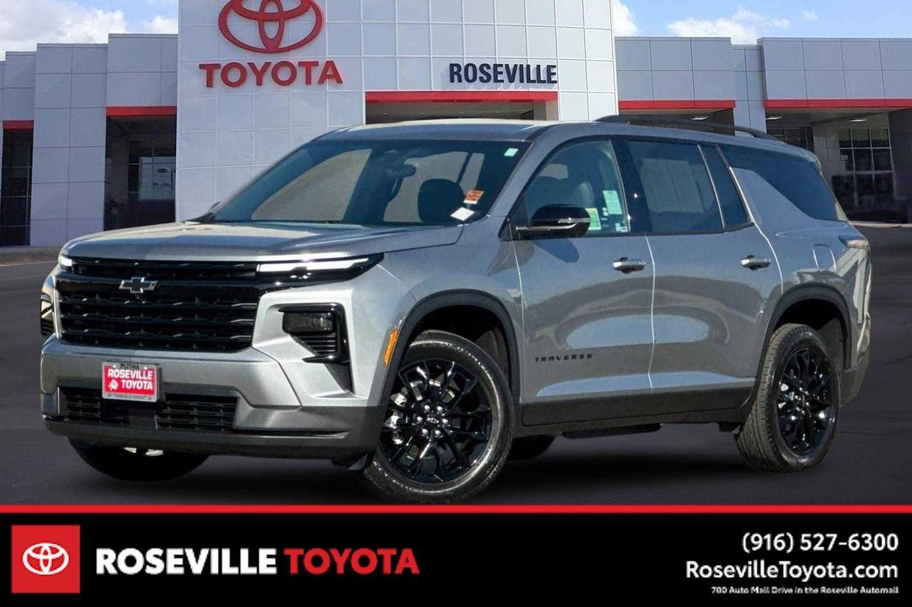 2026 Chevrolet Traverse AWD LT