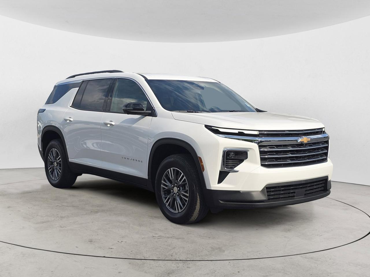 2026 Chevrolet Traverse FWD LT