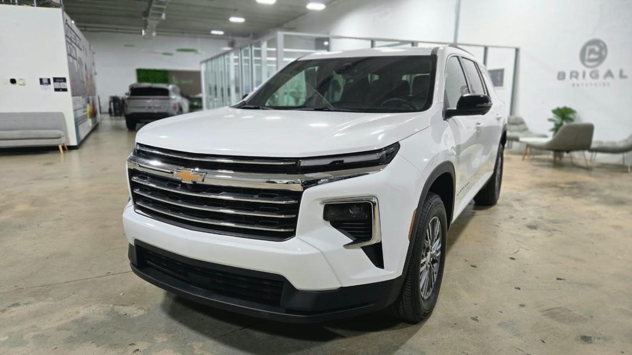 2026 Chevrolet Traverse FWD LT