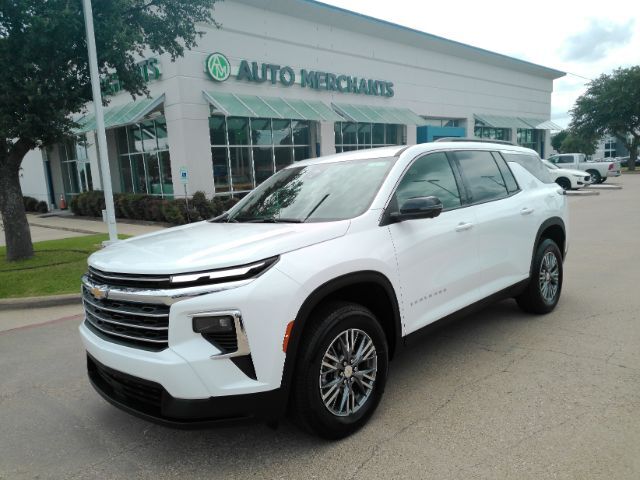 2026 Chevrolet Traverse FWD LT