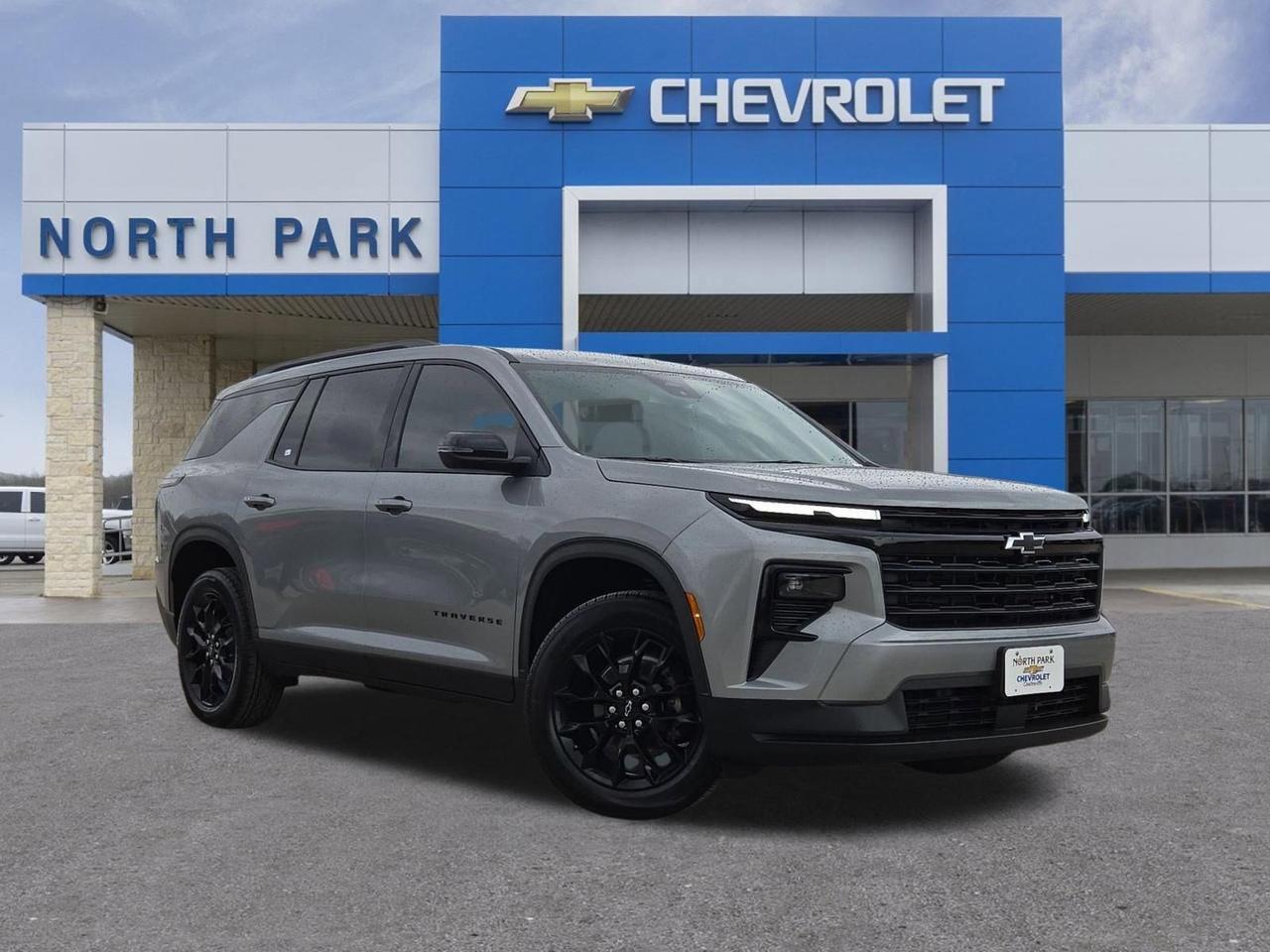 2026 Chevrolet Traverse FWD LT