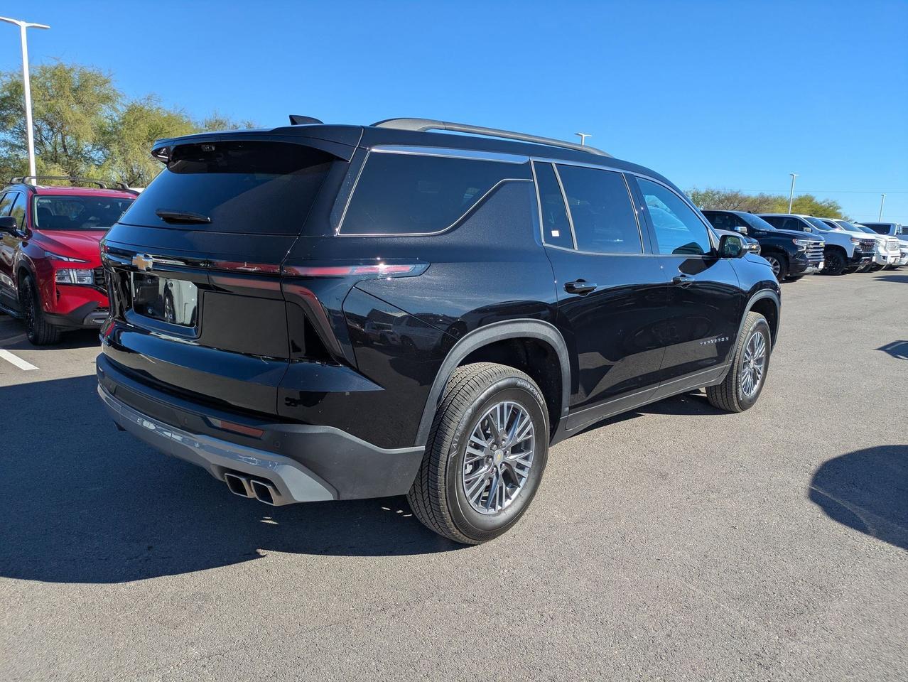 2026 Chevrolet Traverse FWD LT
