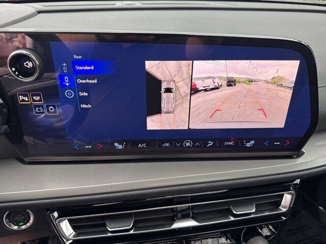 2026 Chevrolet Traverse LT  TX