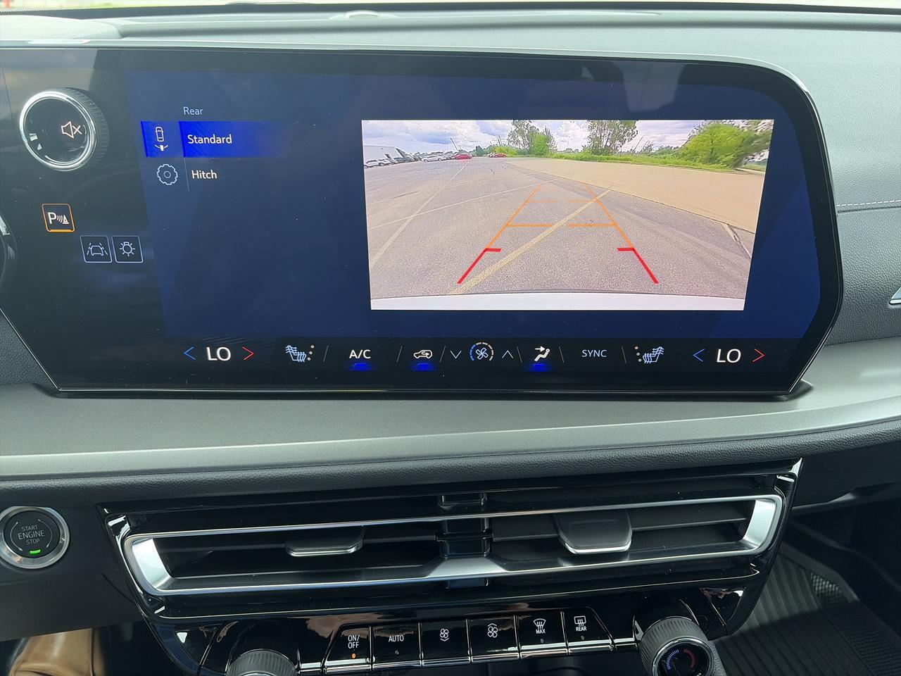 2026 Chevrolet Traverse LT AWD SportEdition w/20sGlossBlackWheels HtdEvotex AdptvCrz HtdSteeringWheel RemoteStart Saukville WI