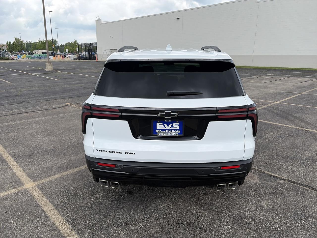 2026 Chevrolet Traverse LT AWD SportEdition w/20sGlossBlackWheels HtdEvotex AdptvCrz HtdSteeringWheel RemoteStart Saukville WI