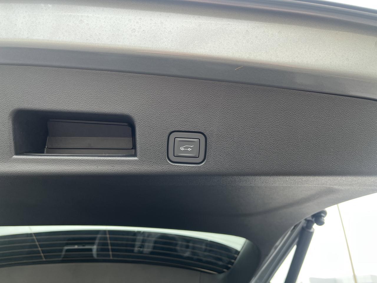 2026 Chevrolet Traverse LT AWD Sun&Wheel DrvrConfPkgs w/Sunroof 20s HtdEvotex RrCamMirror HD-SrrndVsn Saukville WI