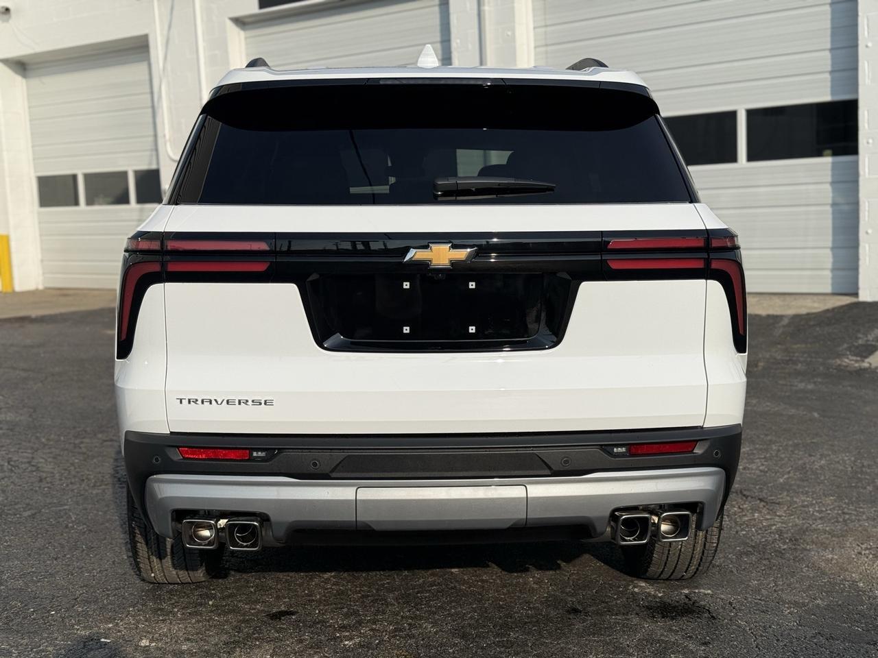 2026 Chevrolet Traverse LT Crestwood KY