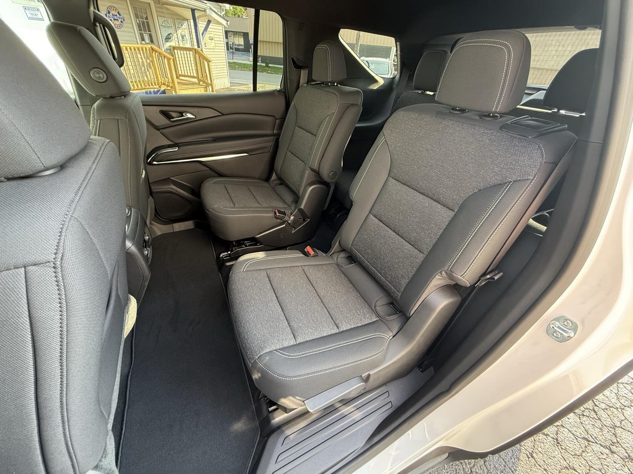 2026 Chevrolet Traverse LT Crestwood KY