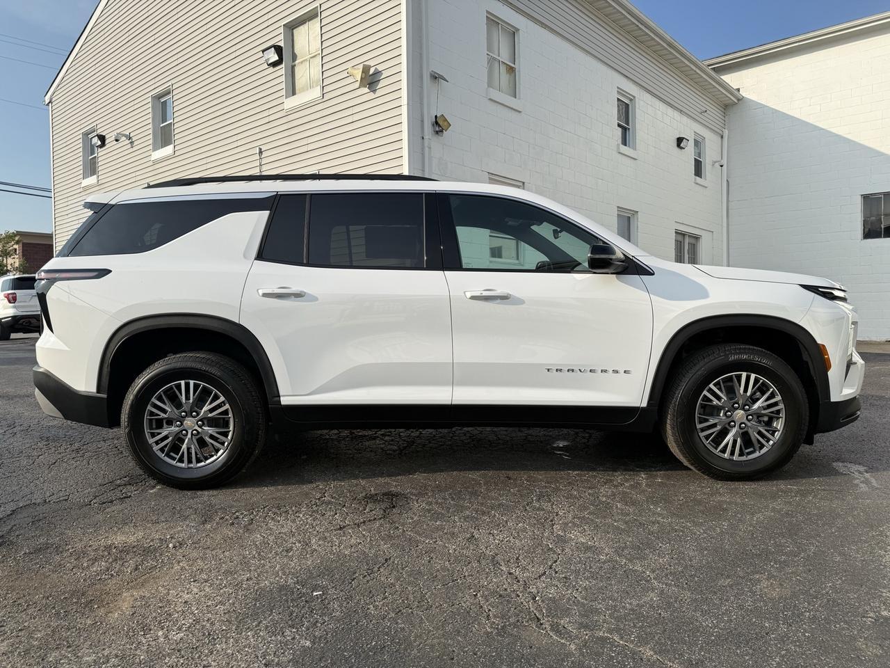 2026 Chevrolet Traverse LT Crestwood KY