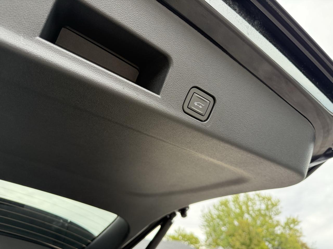 2026 Chevrolet Traverse LT Crestwood KY