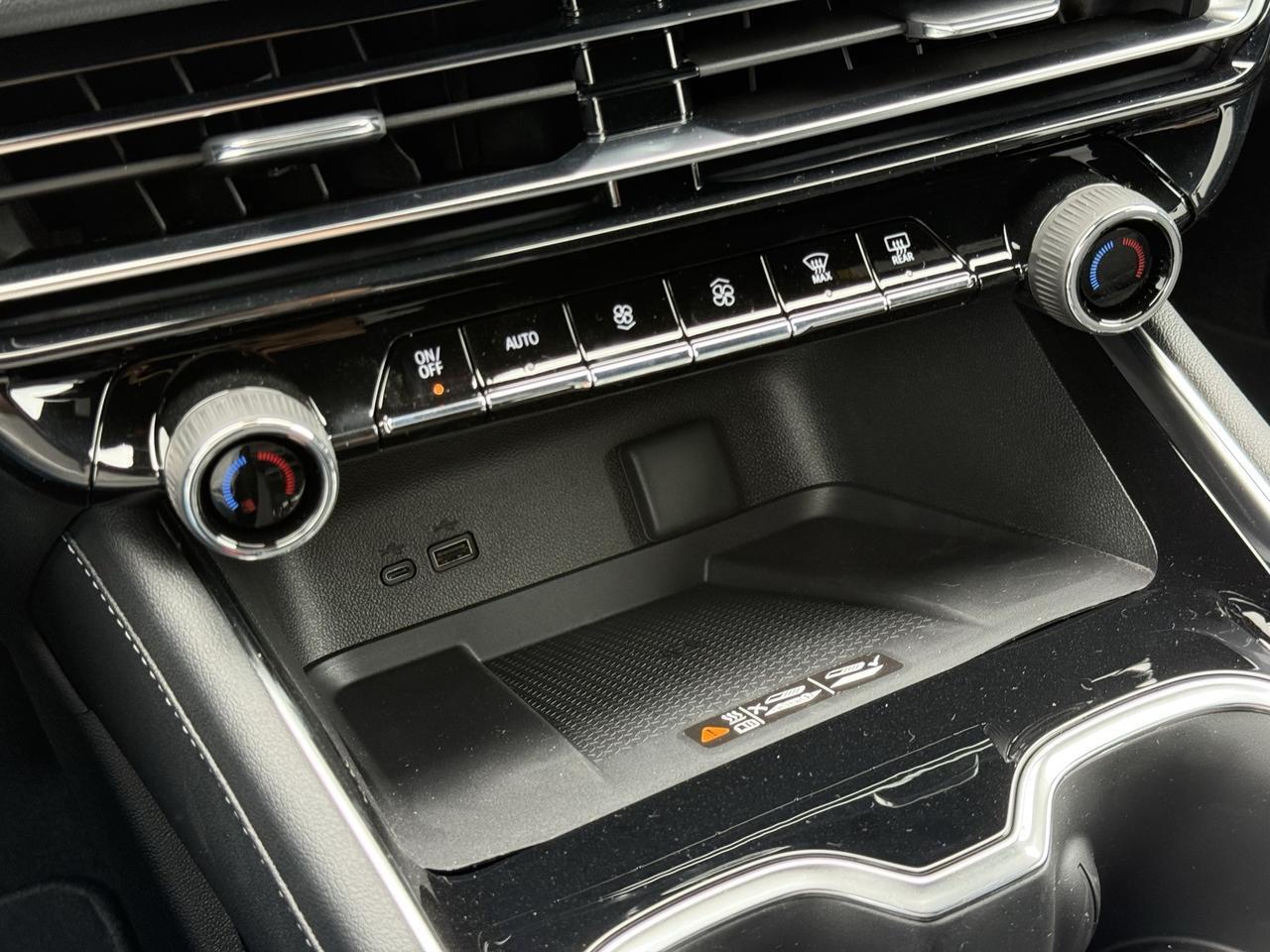 2026 Chevrolet Traverse LT Crestwood KY