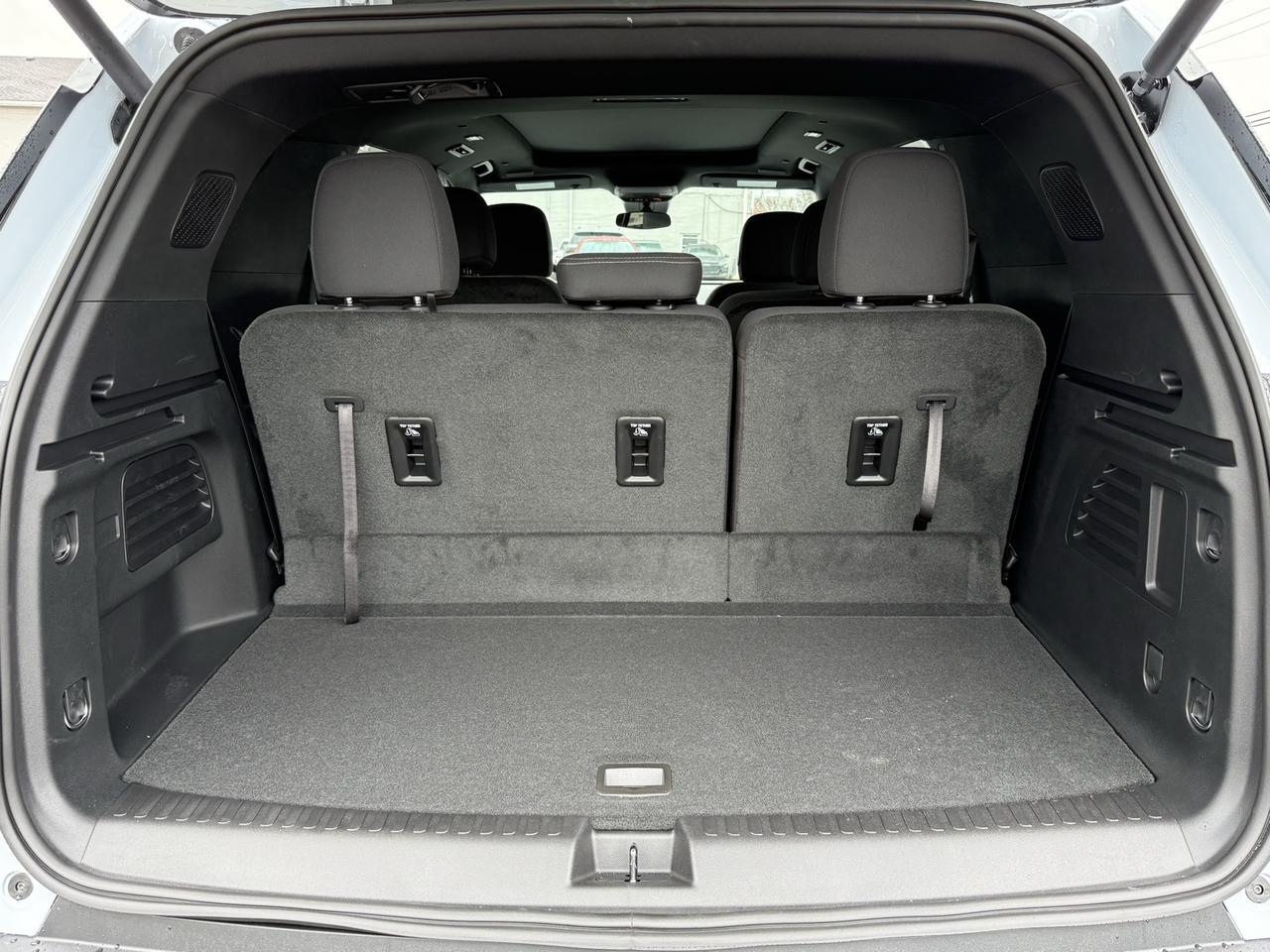 2026 Chevrolet Traverse LT Crestwood KY