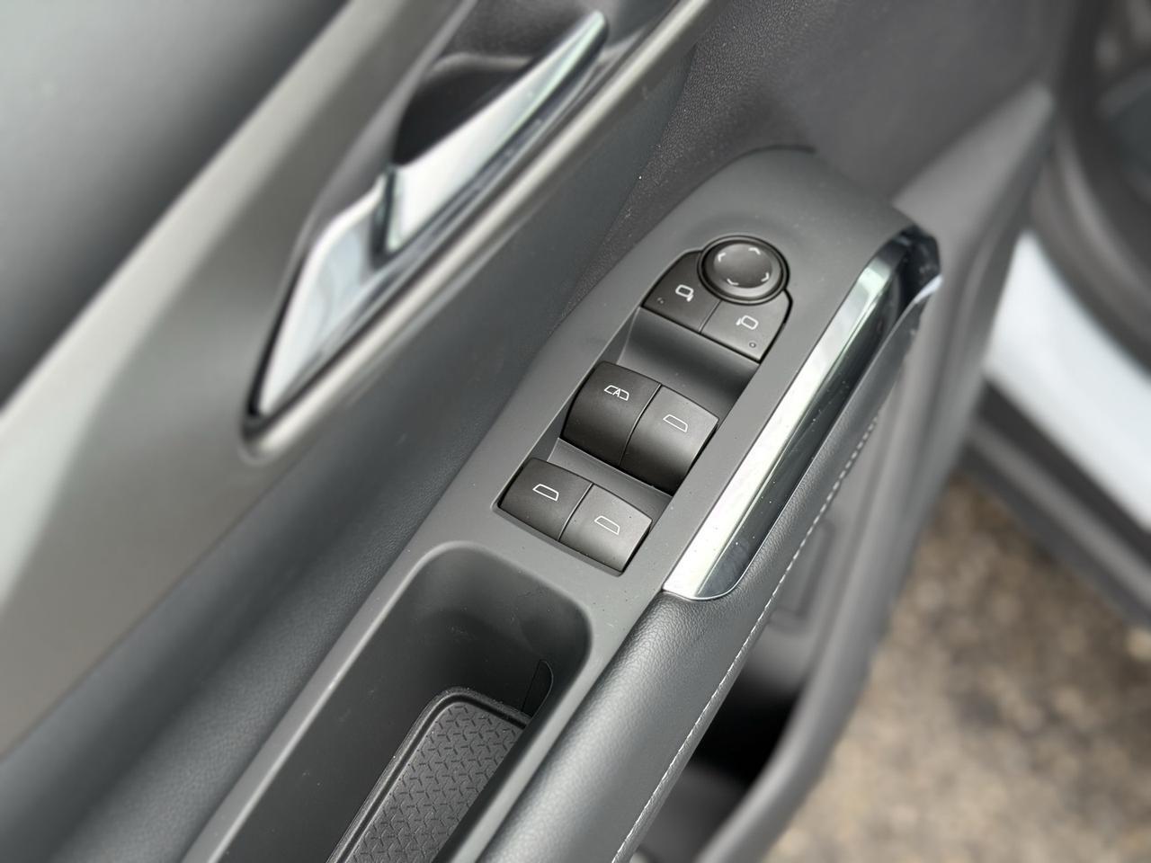 2026 Chevrolet Traverse LT Crestwood KY