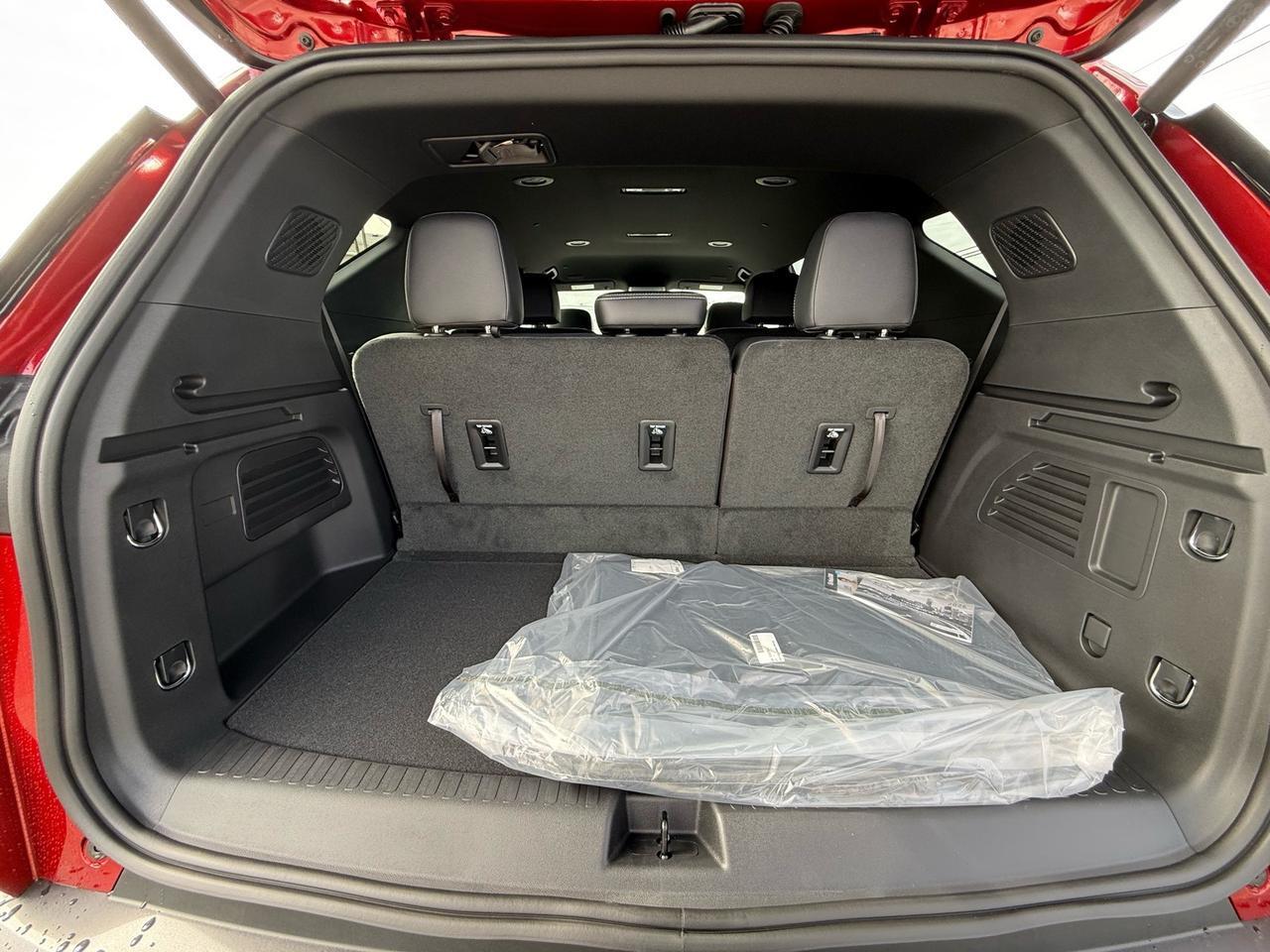 2026 Chevrolet Traverse LT Crestwood KY