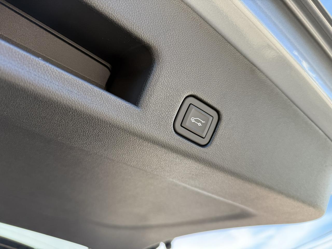 2026 Chevrolet Traverse LT Crestwood KY