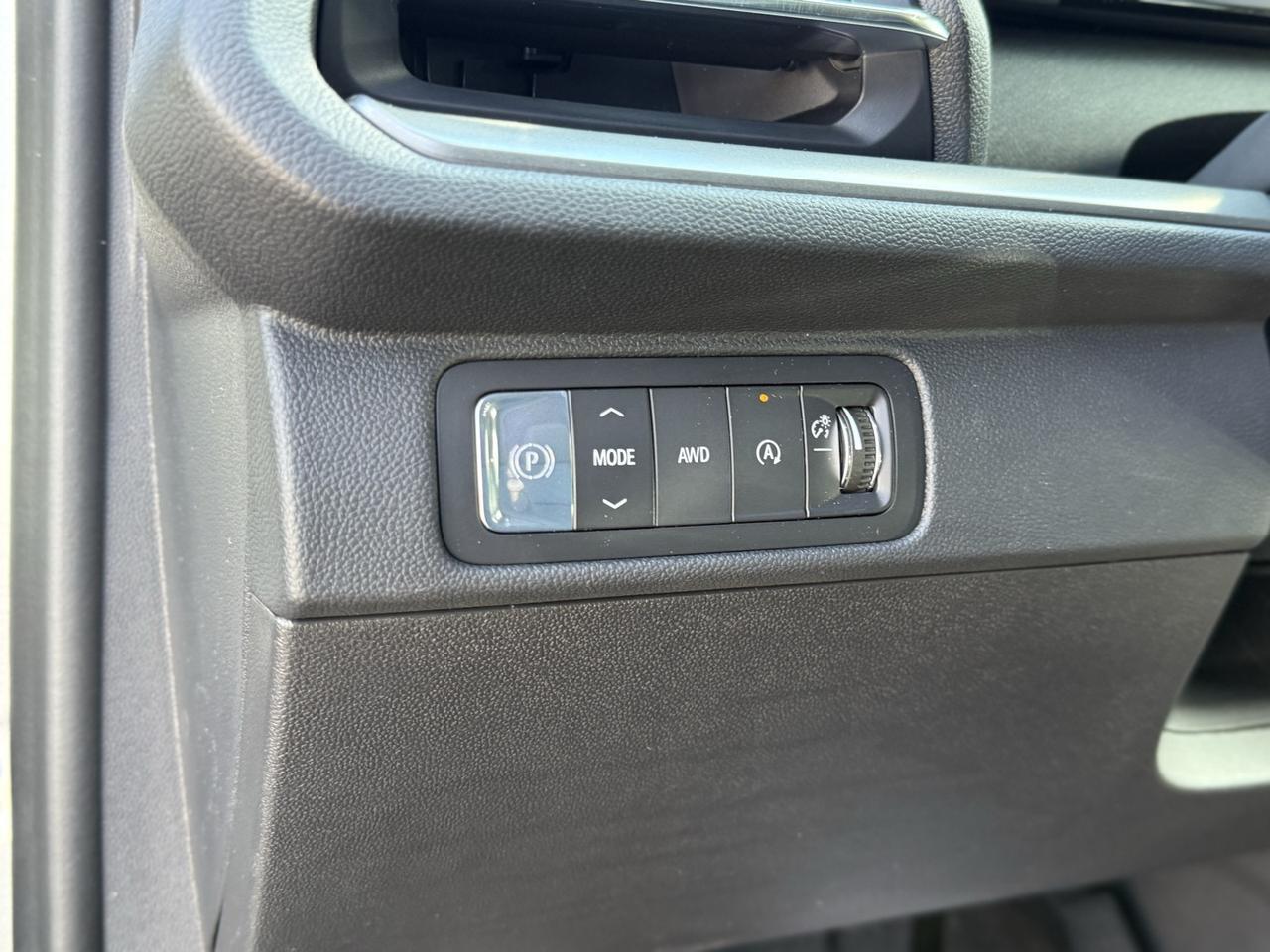 2026 Chevrolet Traverse LT Crestwood KY