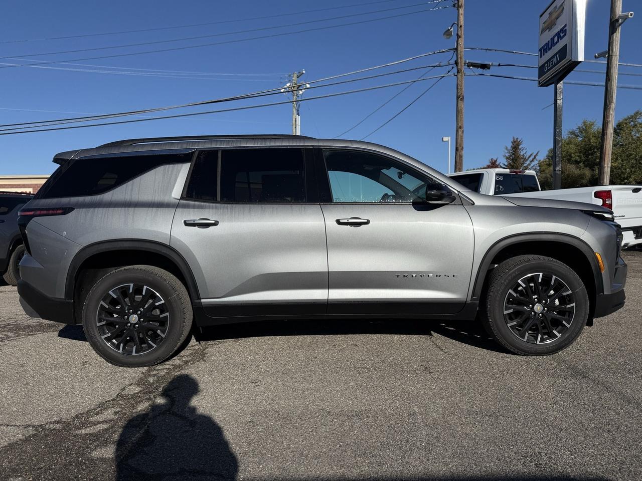 2026 Chevrolet Traverse LT Crestwood KY