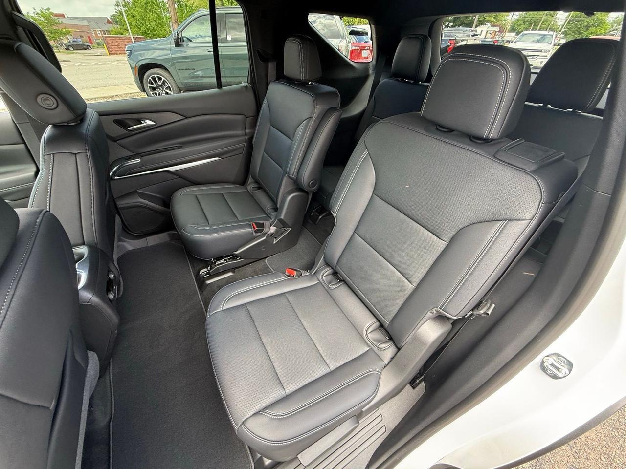 2026 Chevrolet Traverse LT Crestwood KY
