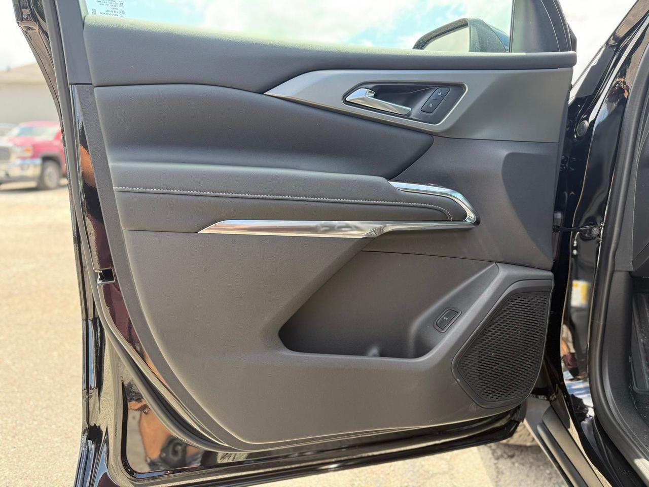 2026 Chevrolet Traverse LT Crestwood KY
