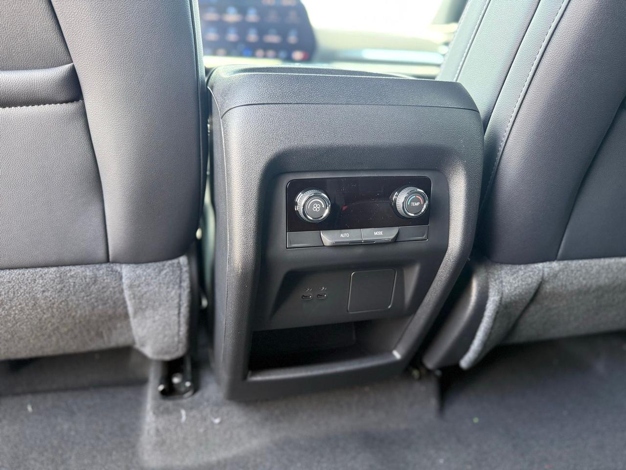 2026 Chevrolet Traverse LT Crestwood KY