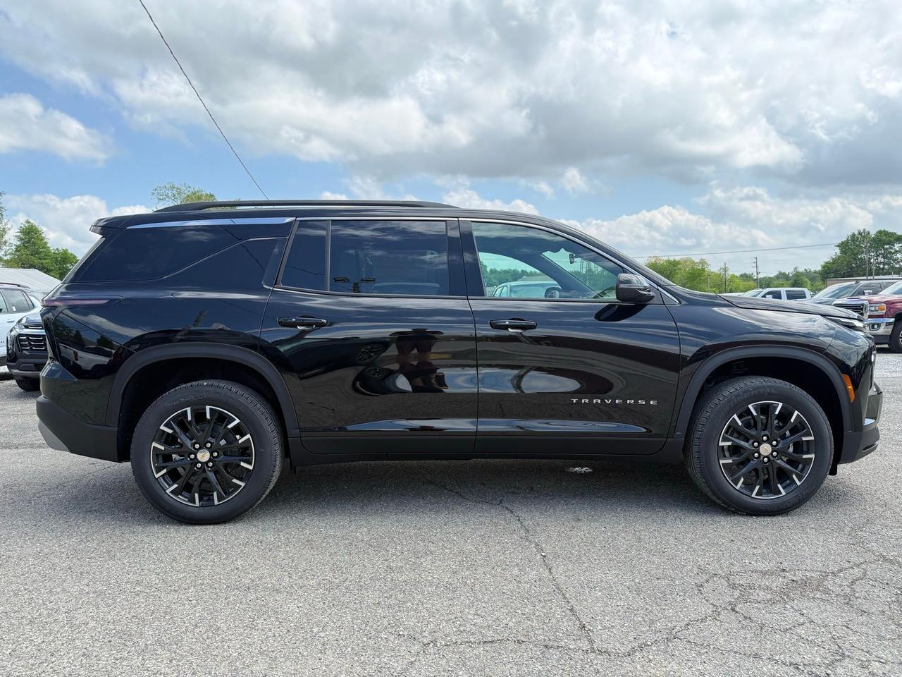 2026 Chevrolet Traverse LT Crestwood KY