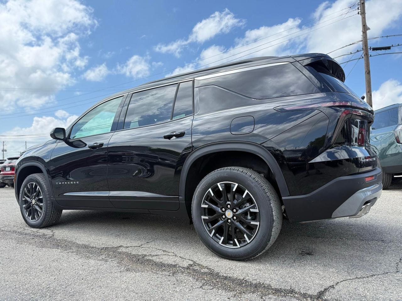 2026 Chevrolet Traverse LT Crestwood KY
