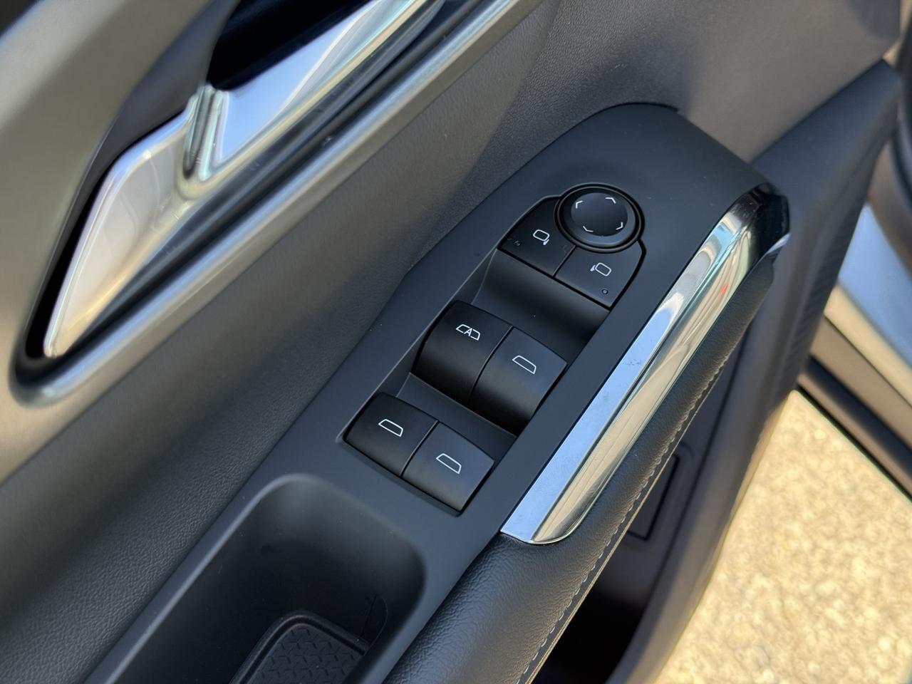 2026 Chevrolet Traverse LT Crestwood KY