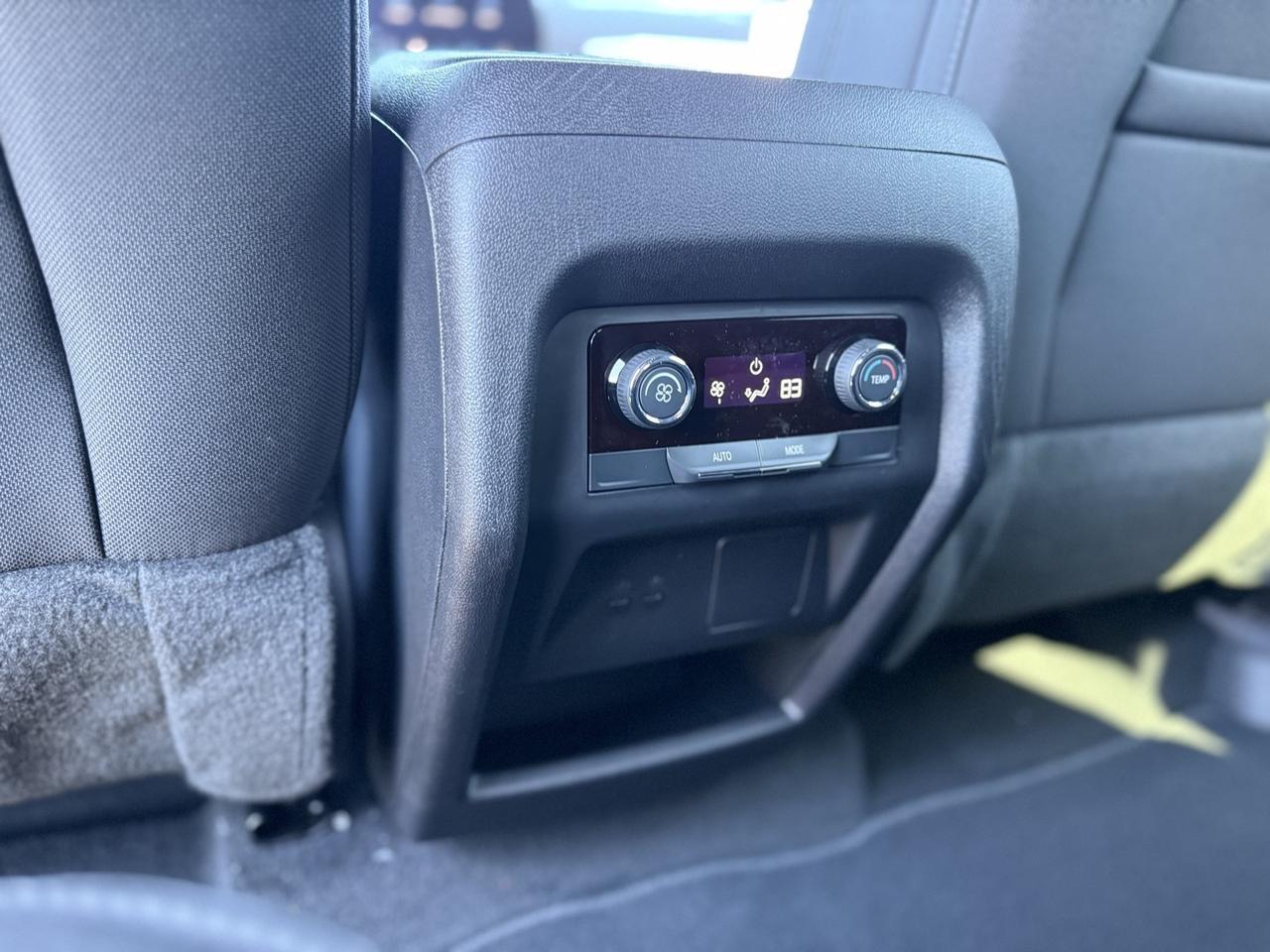 2026 Chevrolet Traverse LT Crestwood KY