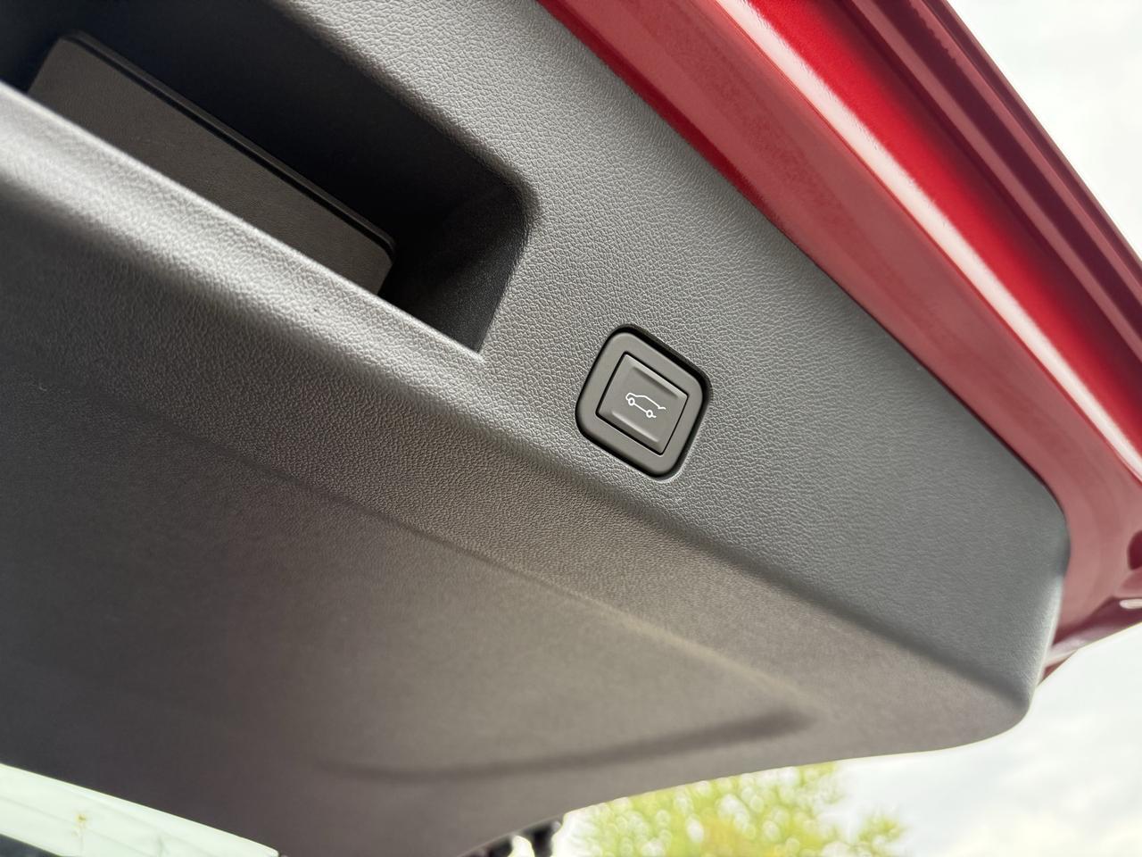 2026 Chevrolet Traverse LT Crestwood KY