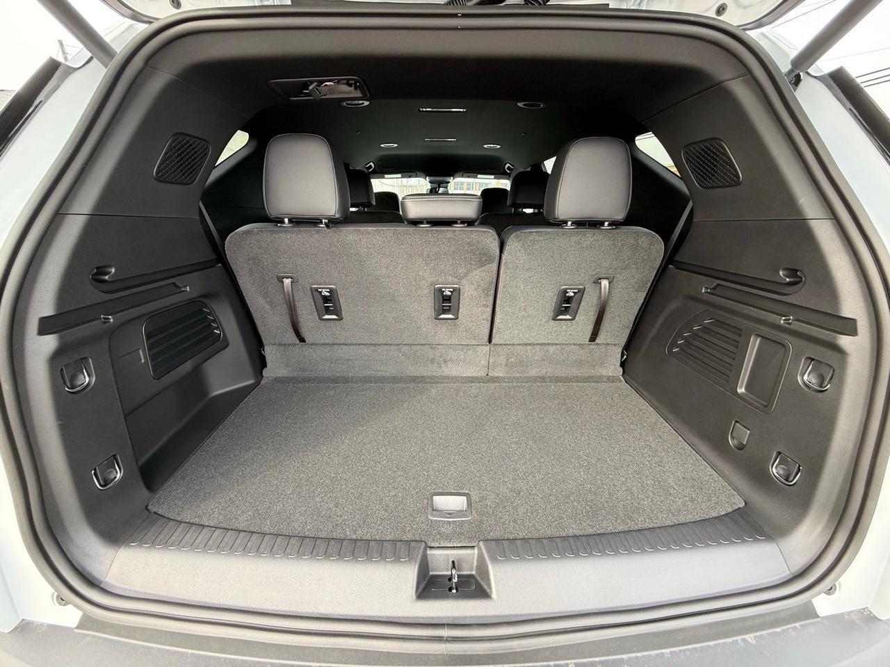 2026 Chevrolet Traverse LT Crestwood KY