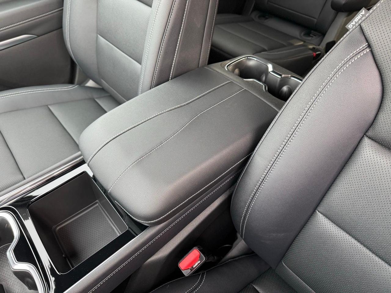 2026 Chevrolet Traverse LT Crestwood KY