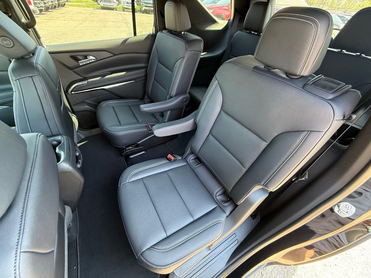 2026 Chevrolet Traverse LT Crestwood KY