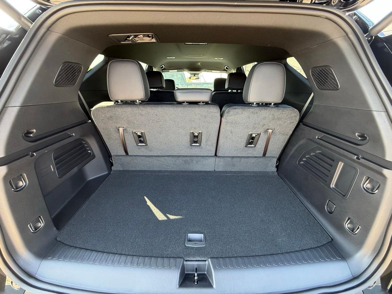 2026 Chevrolet Traverse LT Crestwood KY